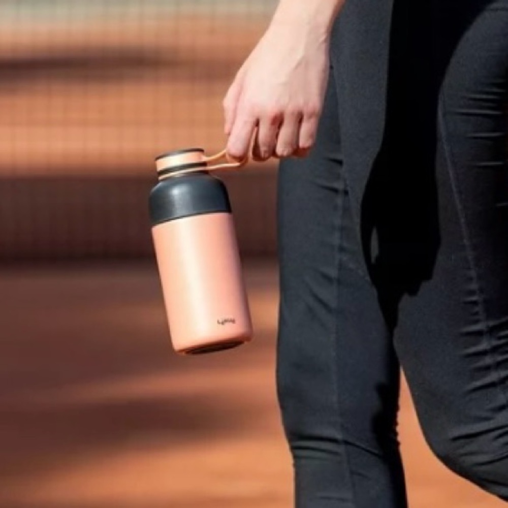 Lekue Insulated Bottle To Go, 10-Ounce, Coral- new🎁 - Picture 3 of 5